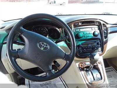 2002 Toyota Highlander Limited   - Photo 5 - Davenport, IA 52802