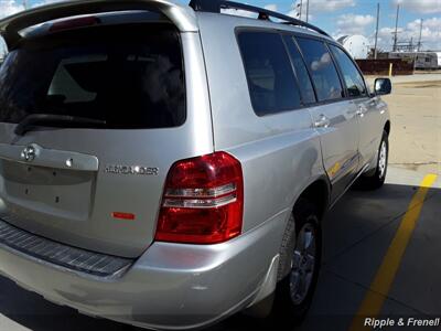 2002 Toyota Highlander Limited   - Photo 11 - Davenport, IA 52802