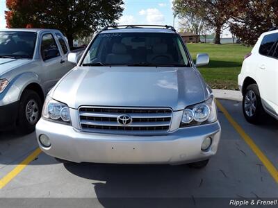 2002 Toyota Highlander Limited   - Photo 1 - Davenport, IA 52802