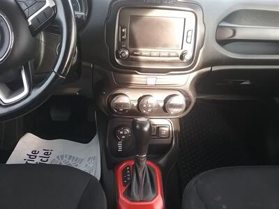 2017 Jeep Renegade Trailhawk - Photo 13 - Silvis, IL 61282