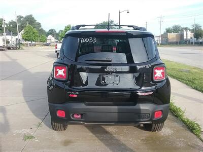 2017 Jeep Renegade Trailhawk - Photo 5 - Silvis, IL 61282