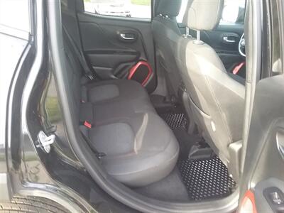2017 Jeep Renegade Trailhawk - Photo 11 - Silvis, IL 61282