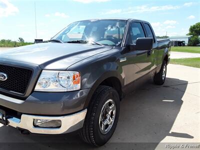 2005 Ford F-150 XL 4dr SuperCab XL   - Photo 3 - Davenport, IA 52802