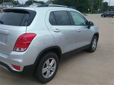2021 Chevrolet Trax LT   - Photo 6 - Davenport, IA 52802