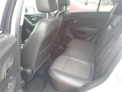 2021 Chevrolet Trax LT   - Photo 9 - Davenport, IA 52802