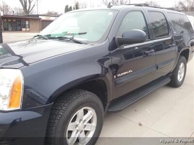 2007 GMC Yukon XL SLT 1500   - Photo 3 - Davenport, IA 52802