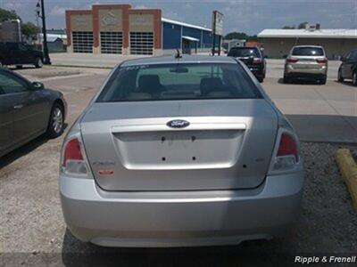 2008 Ford Fusion I4 SE   - Photo 5 - Davenport, IA 52802