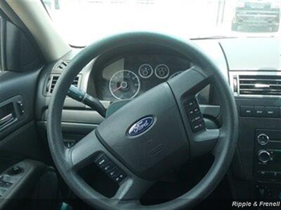 2008 Ford Fusion I4 SE   - Photo 12 - Davenport, IA 52802