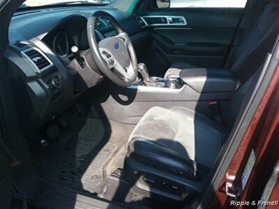 2015 Ford Explorer XLT   - Photo 8 - Silvis, IL 61282