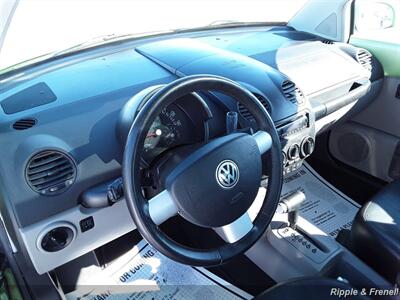 2002 Volkswagen Beetle GLS   - Photo 5 - Davenport, IA 52802