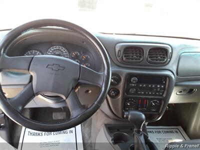 2004 Chevrolet Trailblazer LT   - Photo 7 - Davenport, IA 52802