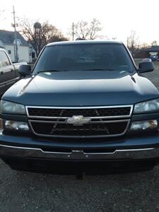 2006 Chevrolet Silverado 1500 LT1 LT1 4dr Extended Cab   - Photo 1 - Davenport, IA 52802