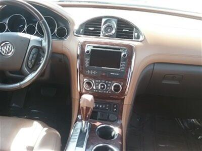 2017 Buick Enclave Leather   - Photo 13 - Silvis, IL 61282