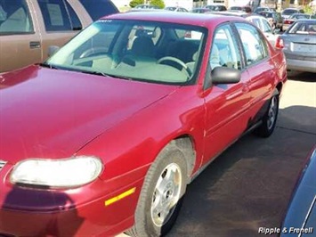 2004 Chevrolet Malibu   - Photo 2 - Davenport, IA 52802