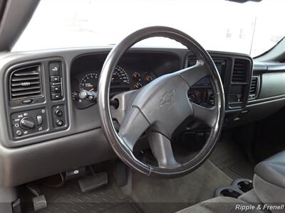 2003 Chevrolet Silverado 2500 LS 4dr Extended Cab LS   - Photo 5 - Davenport, IA 52802