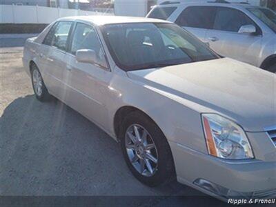 2010 Cadillac DTS 1SC   - Photo 4 - Davenport, IA 52802