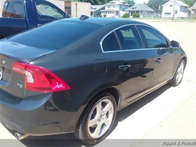 2013 Volvo S60 T5   - Photo 6 - Davenport, IA 52802