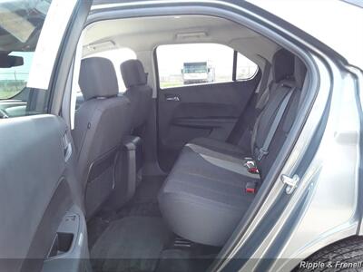 2013 Chevrolet Equinox LT   - Photo 5 - Davenport, IA 52802