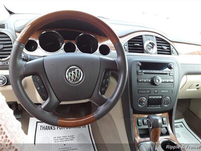 2011 Buick Enclave CXL   - Photo 6 - Davenport, IA 52802