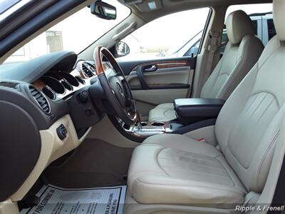 2011 Buick Enclave CXL   - Photo 4 - Davenport, IA 52802