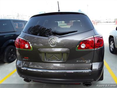 2011 Buick Enclave CXL   - Photo 10 - Davenport, IA 52802