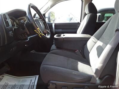 2008 Chevrolet Silverado 2500 LTZ   - Photo 11 - Davenport, IA 52802