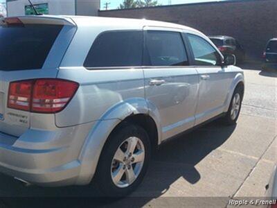 2009 Dodge Journey SXT   - Photo 6 - Davenport, IA 52802