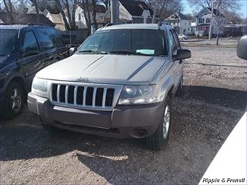 2004 Jeep Grand Cherokee Laredo 4dr Laredo   - Photo 1 - Davenport, IA 52802