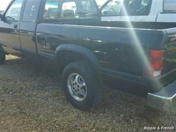 1996 Dodge Dakota Sport 2dr Sport   - Photo 3 - Davenport, IA 52802