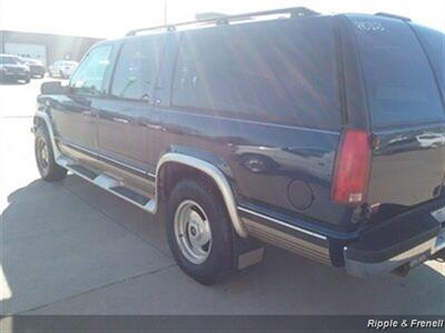 1994 Chevrolet Suburban K1500 4dr K1500   - Photo 7 - Davenport, IA 52802