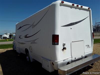 2004 FORD ECONOLINE E350   - Photo 10 - Davenport, IA 52802