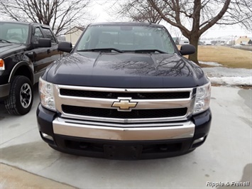 2007 Chevrolet Silverado 1500 LTZ LTZ 4dr Extended Cab   - Photo 1 - Davenport, IA 52802