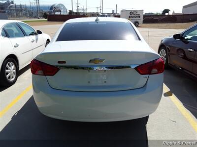 2015 Chevrolet Impala LS   - Photo 8 - Davenport, IA 52802