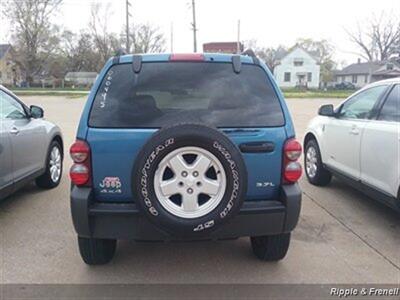 2006 Jeep Liberty Sport Sport 4dr SUV   - Photo 5 - Davenport, IA 52802