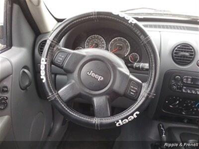 2006 Jeep Liberty Sport Sport 4dr SUV   - Photo 12 - Davenport, IA 52802