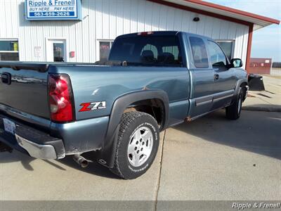 2007 Chevrolet Silverado 1500 Classic LT1 LT1 4dr Extended Cab   - Photo 6 - Davenport, IA 52802