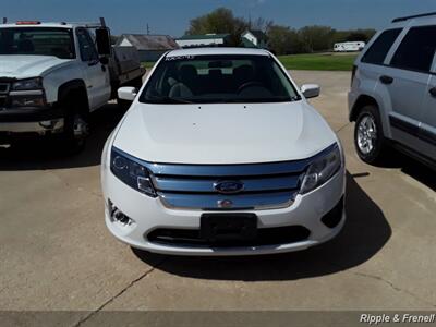 2010 Ford Fusion SE   - Photo 1 - Davenport, IA 52802