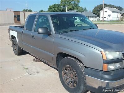 2006 Chevrolet Silverado 1500 LS - Photo 4 - Davenport, IA 52802