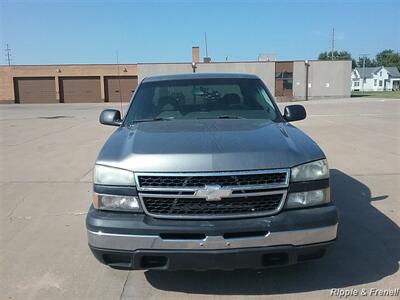 2006 Chevrolet Silverado 1500 LS - Photo 1 - Davenport, IA 52802