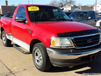 2002 Ford F-150 XL   - Photo 1 - Davenport, IA 52802