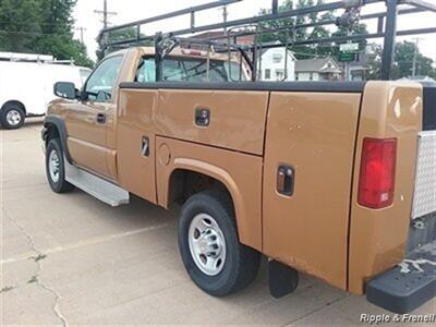 2004 Chevrolet Silverado 2500   - Photo 7 - Davenport, IA 52802