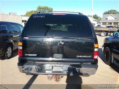 2005 Chevrolet Tahoe LS   - Photo 5 - Davenport, IA 52802