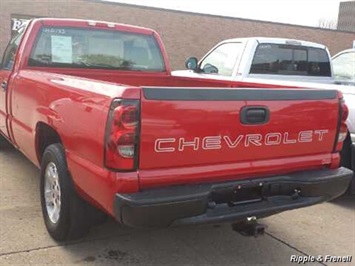 2006 Chevrolet Silverado 1500 Work Truck   - Photo 5 - Davenport, IA 52802