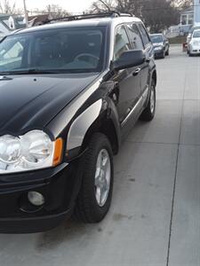 2007 Jeep Grand Cherokee Limited   - Photo 4 - Davenport, IA 52802