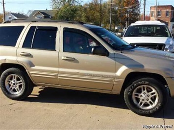 1999 Jeep Grand Cherokee Limited 4dr Limited   - Photo 1 - Davenport, IA 52802