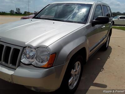 2008 Jeep Grand Cherokee Laredo   - Photo 4 - Davenport, IA 52802