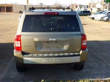 2007 Jeep Patriot Limited   - Photo 4 - Davenport, IA 52802