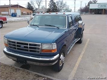 1994 Ford F-350 XLT   - Photo 1 - Davenport, IA 52802