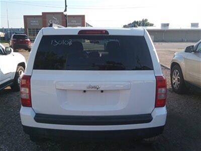 2013 Jeep Patriot Sport   - Photo 5 - Davenport, IA 52802