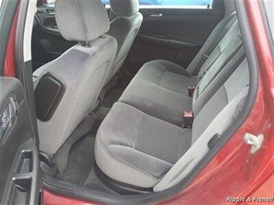 2013 Chevrolet Impala LT Fleet   - Photo 9 - Davenport, IA 52802